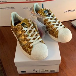 🦄 Adidas Gold Gitter Superstars 🦄